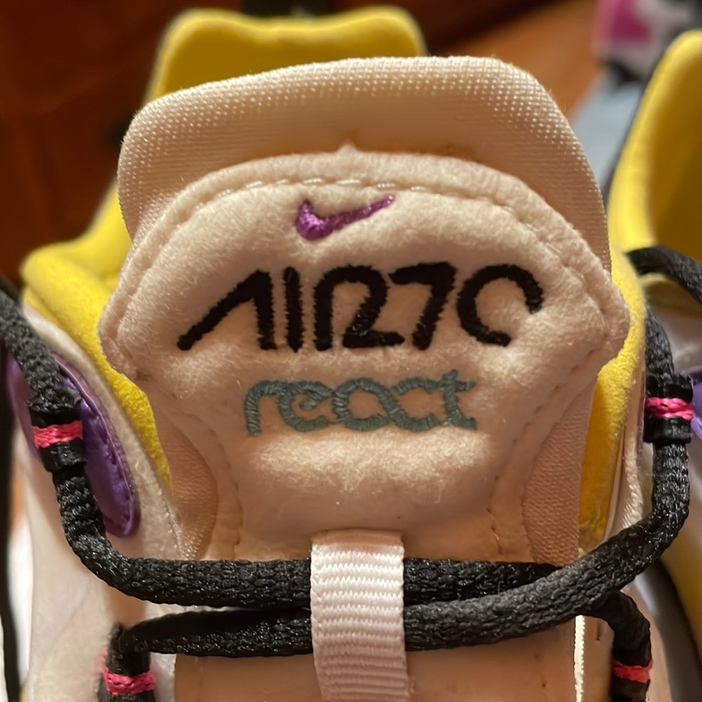 W Air Max 270 React. Statement Kicks. Wallflowers… - image 4